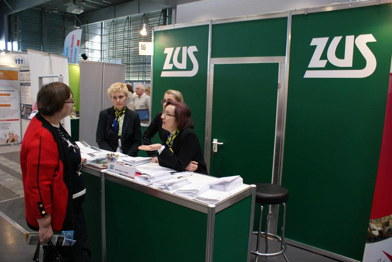 Українців просять повертати виплати у Польщі: у яких випадках